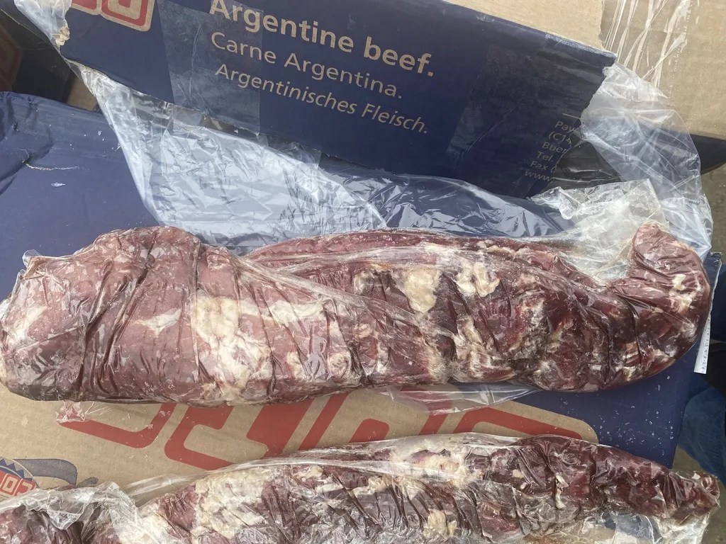 фотография продукта Вырезка говяжья с/м Аргентина, б/цепочки