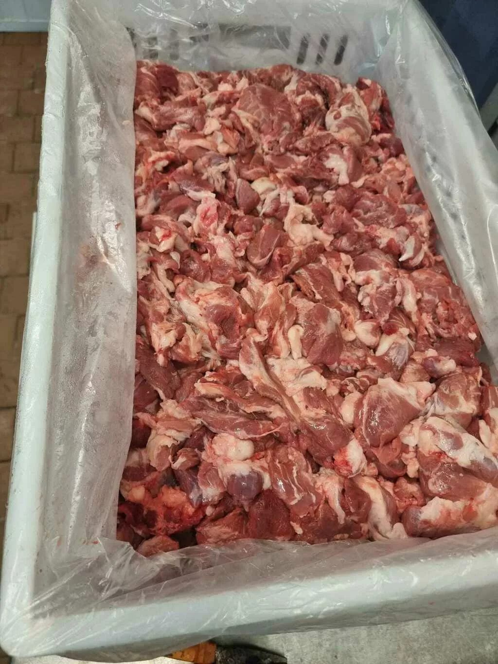 Фотография продукта Мясо голов свиных (мясо с голов)